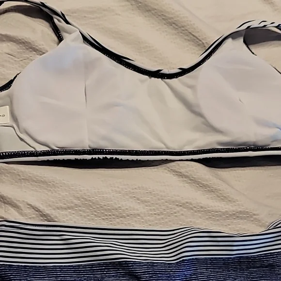 NWOT lines of design angled slimming bust enhancing bikini swim suit halter - Picture 10 of 11